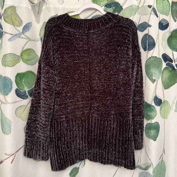 Mystree | velour sweater - Picture 8 of 10